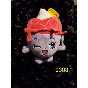 Shopkins "Ice Cream Queen" small plush toy - 0308